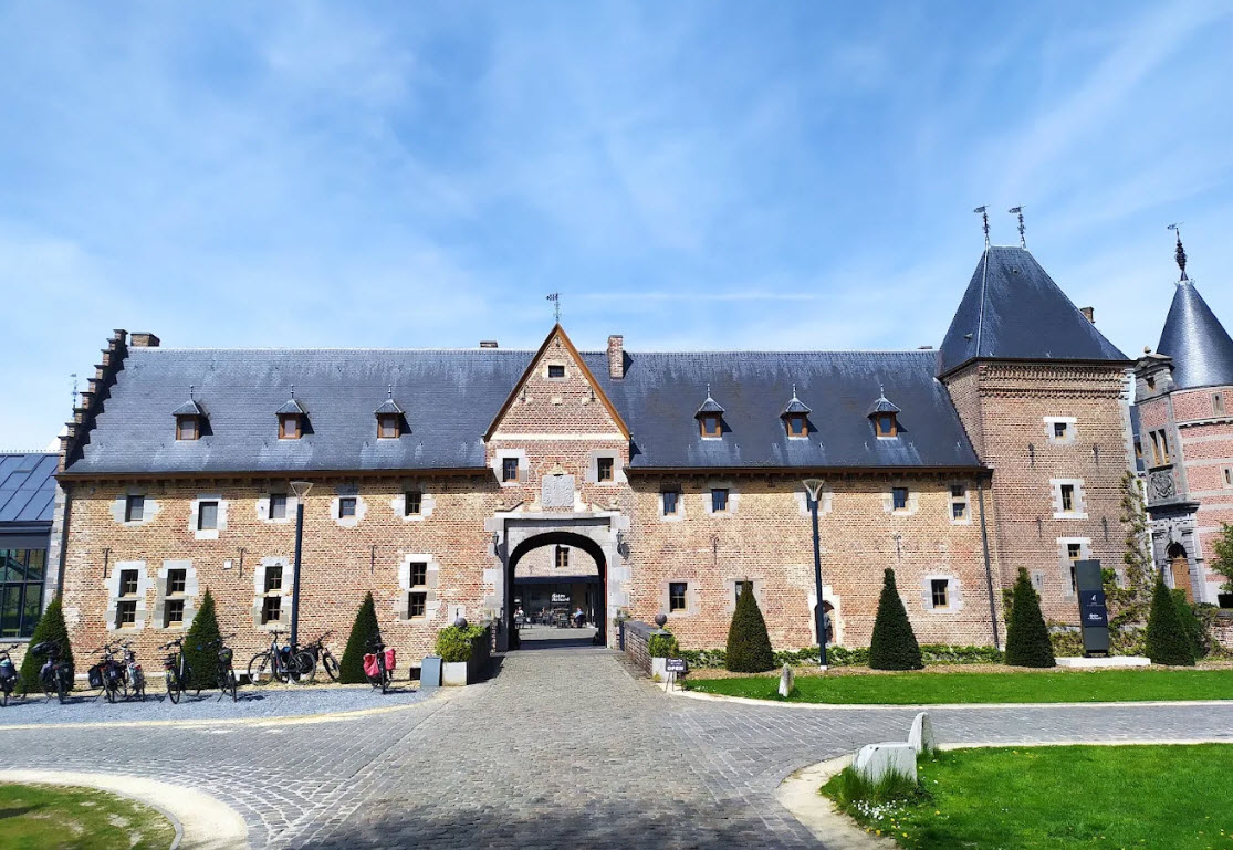 Castle of Ordingen, Belgium